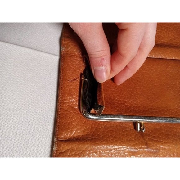 Princess Gardner Full Grain Cowhide Leather Wallet -Multiple‎ Flaws (6a5) - Picture 7 of 9